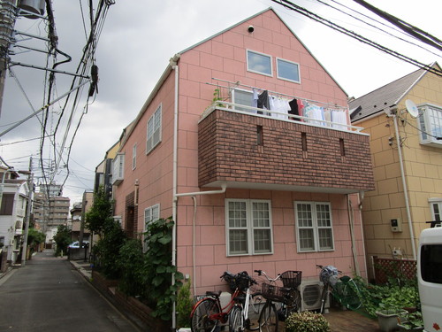 お隣から・・
