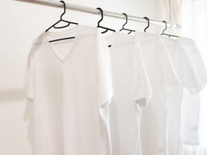 洗濯物は室内干しの準備をしておく